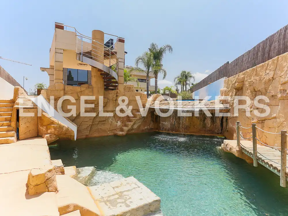 Swimming pool of Houses for sale in Bétera  with Air Conditioner, Heating and Private garden