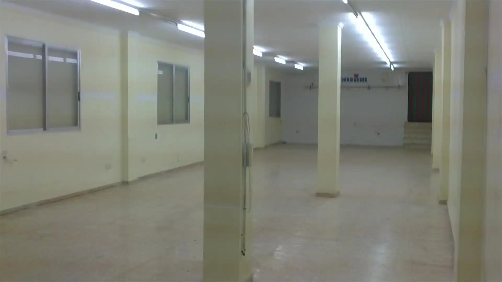 Commercial properties for rent in Llaurí  with Air Conditioner