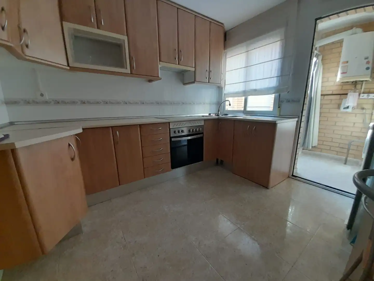 Kitchen of Flat for sale in Puertollano  with Air Conditioner, Heating and Storage room