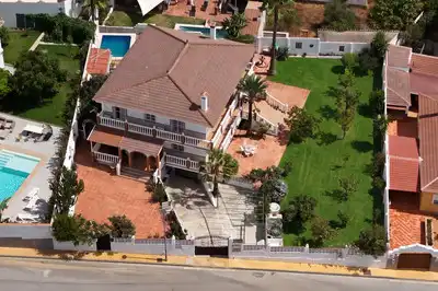 Vista exterior de Casa o chalet en venta en Torremolinos con Aire acondicionado, Calefacción y Jardín privado