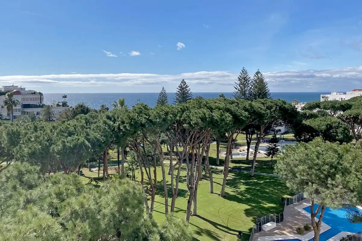 Apartamento con piscina en venta en Nueva Andalucía, imagen 12