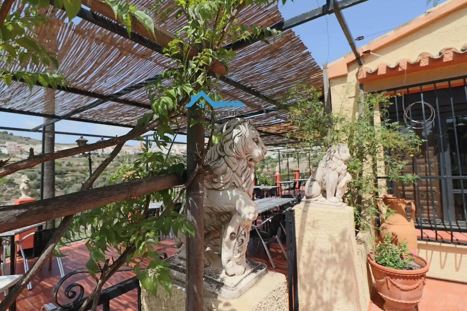 Terrassa de Finca rústica en venda en Tàrbena amb Jardí privat, Terrassa i Traster