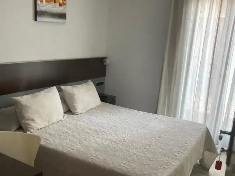Bedroom of Flat for share in Dénia  with Air Conditioner and Furnished