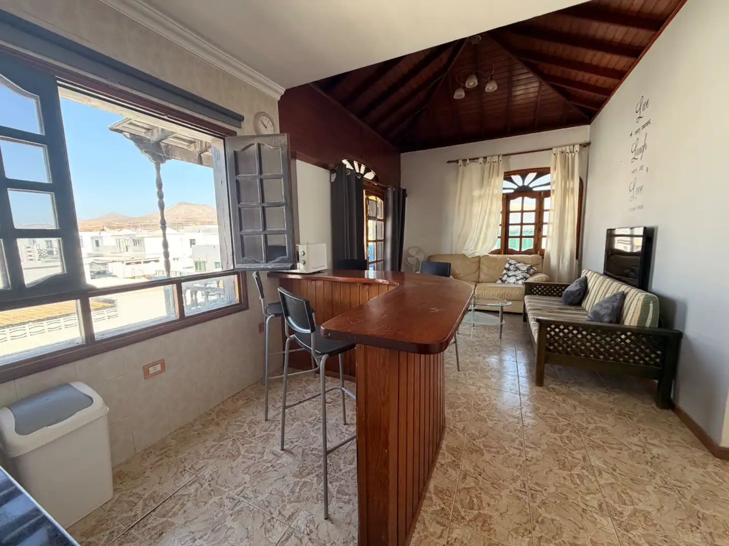 Sala de estar de Piso en venta en San Bartolomé con Balcón