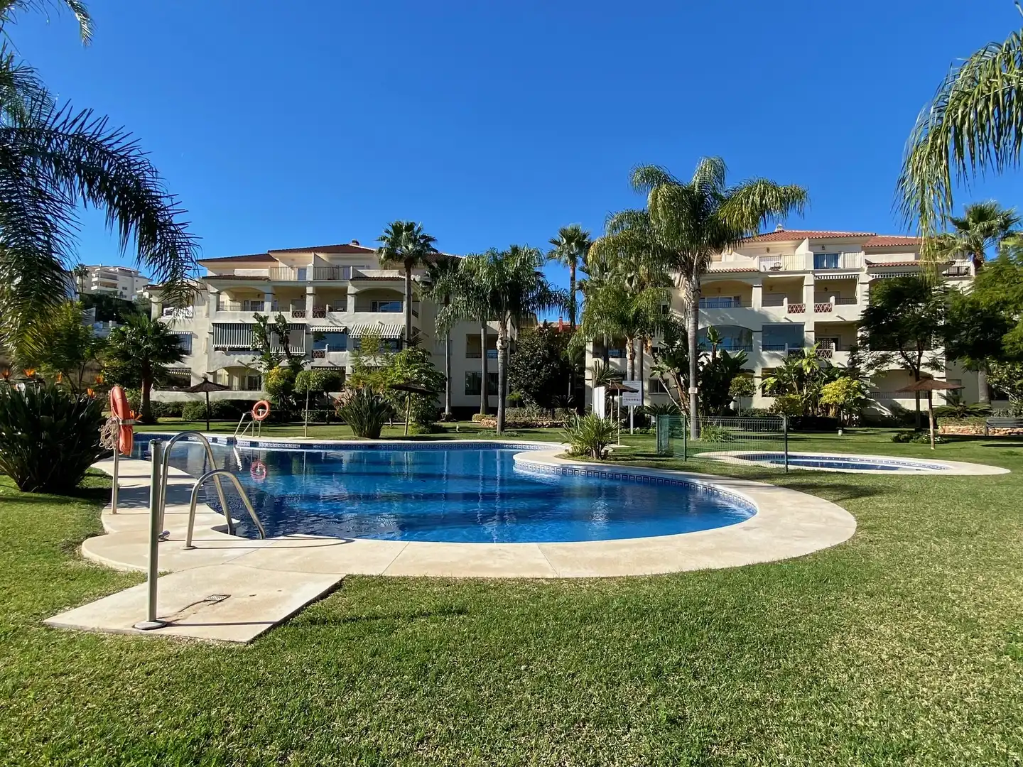 Vista exterior de Pis en venda en Mijas Golf