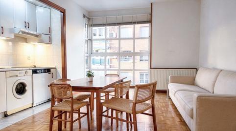 Foto 2 de Piso de alquiler en Caceres, Delicias, Madrid Capital