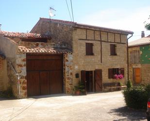 Vista exterior de Casa o xalet en venda en Altable amb Calefacció i Terrassa