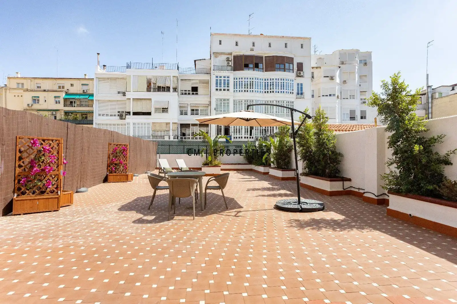 Terrassa de Pis de lloguer en Valencia amb Aire condicionat, Calefacció i Parquet