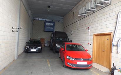 Aparcament de Nau industrial de lloguer en Barakaldo  amb Calefacció i Alarma