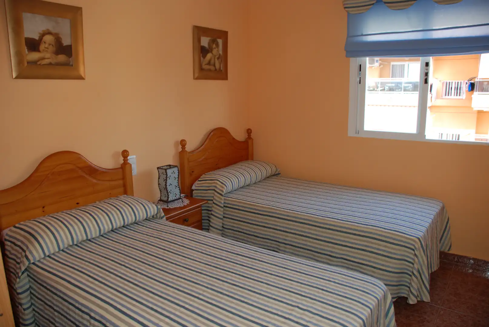 Dormitori de Apartament en venda en Miramar amb Calefacció, Terrassa i Moblat