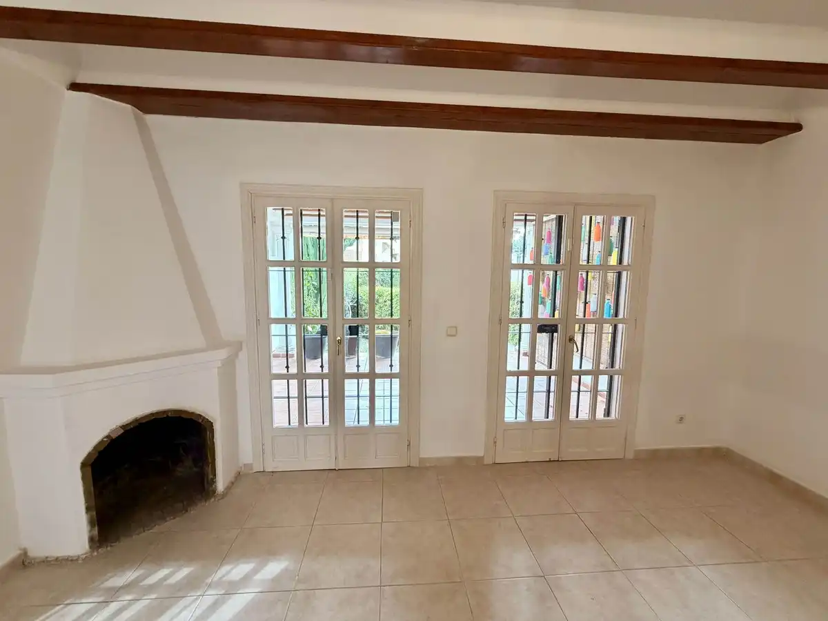 Casa adosada en venta en Marbella con Aire acondicionado, Terraza y Alarma