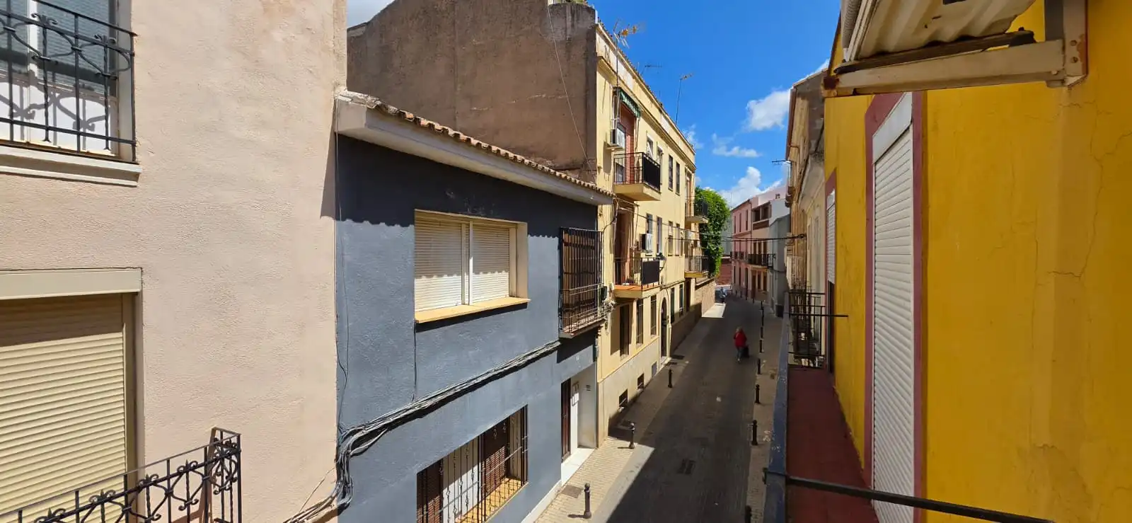 Vista exterior de Casa o xalet en venda en Linares amb Terrassa, Traster i Forn