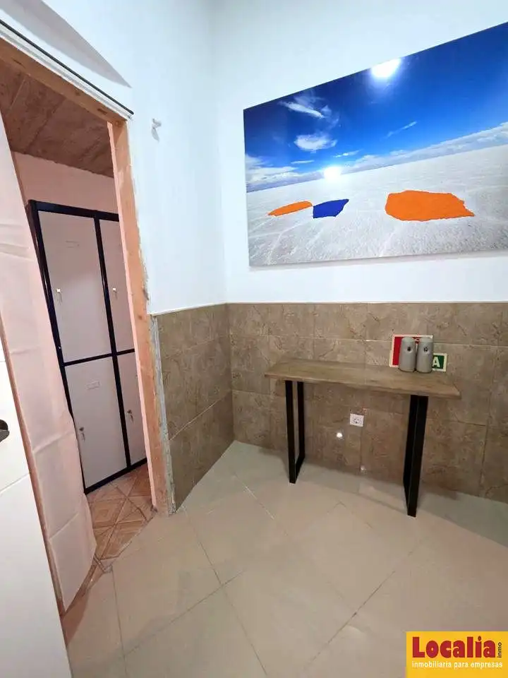 Local comercial en alquiler en Alisal - San Román, imagen 2