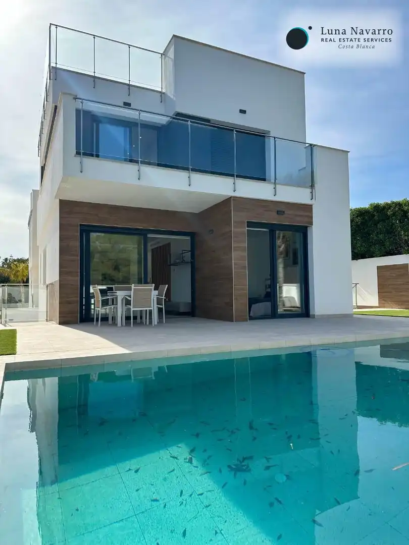 Casa o chalet en venta en Calle Belice, Coloma