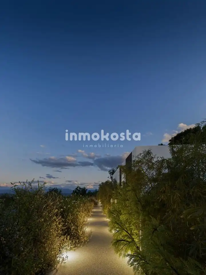 Casa o xalet en venda en L'Alfàs del Pi amb Aire condicionat, Jardí privat i Terrassa