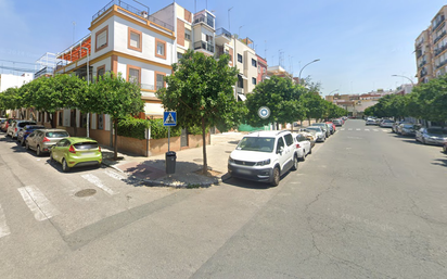 Exterior view of Flat for sale in  Sevilla Capital  with Air Conditioner and Terrace