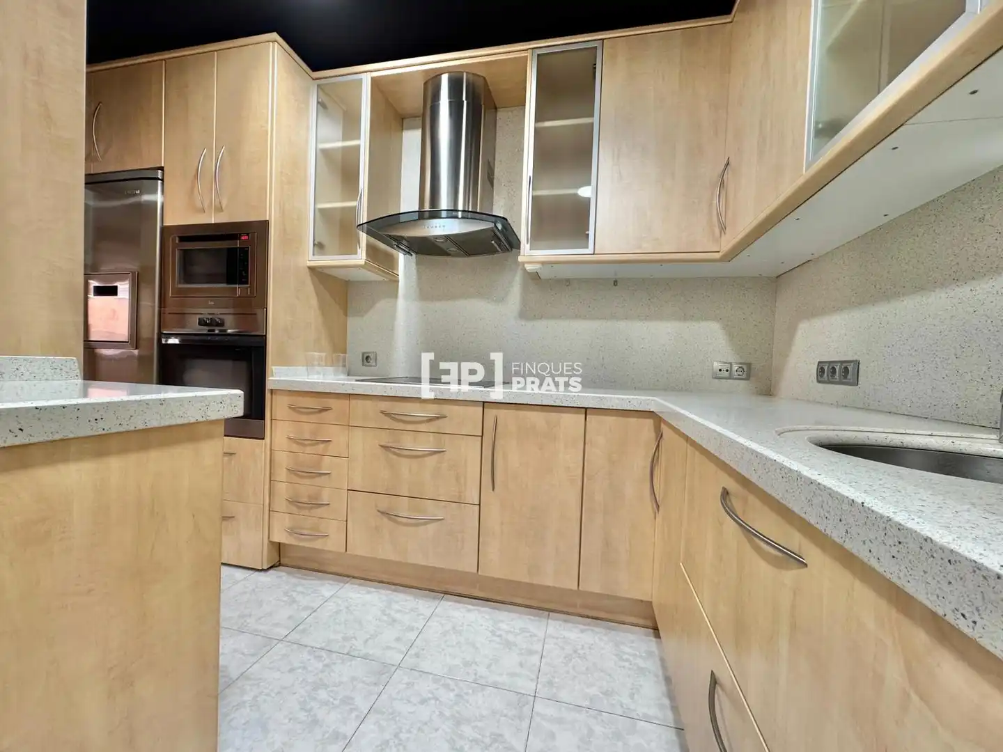 Cocina de Piso en venta en Lleida con Calefacción, Terraza y Trastero