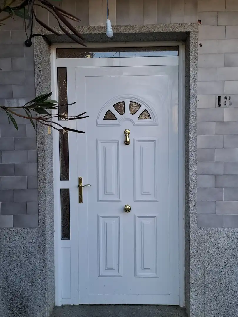 Detached homes for rent in O Carballiño    with Air Conditioner, Heating and Private garden