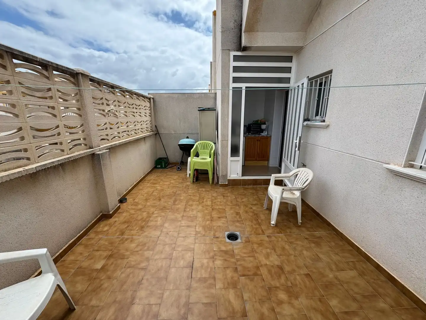 Terrasse von Wohnungen zum Verkauf in Castalla mit Privatgarten, Terrasse und Möbliert