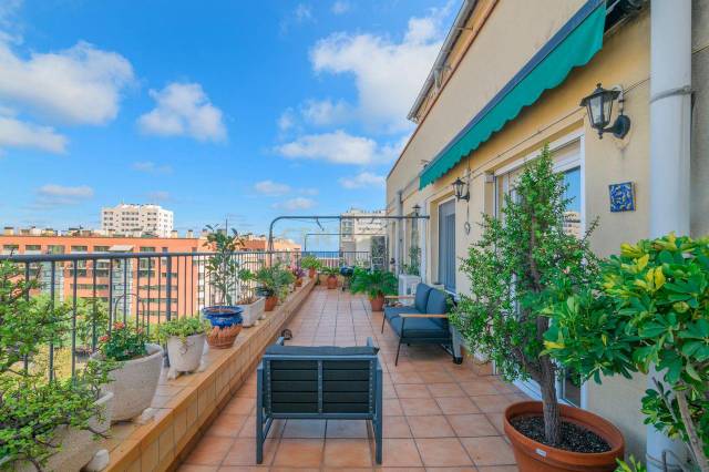 Apartamento en Venta en El Poblenou