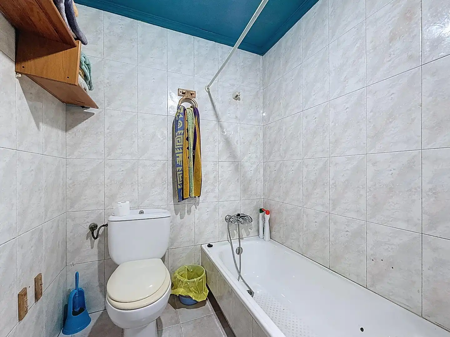 Badezimmer von Haus oder Chalet zum Verkauf in Cambados mit Privatgarten und Möbliert