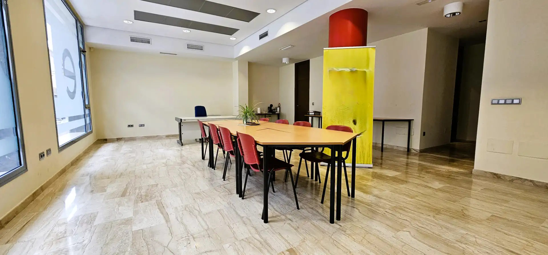 Inmuebles singulares con ascensor en venta en Avenida Santa Eulalia 64, imagen 12