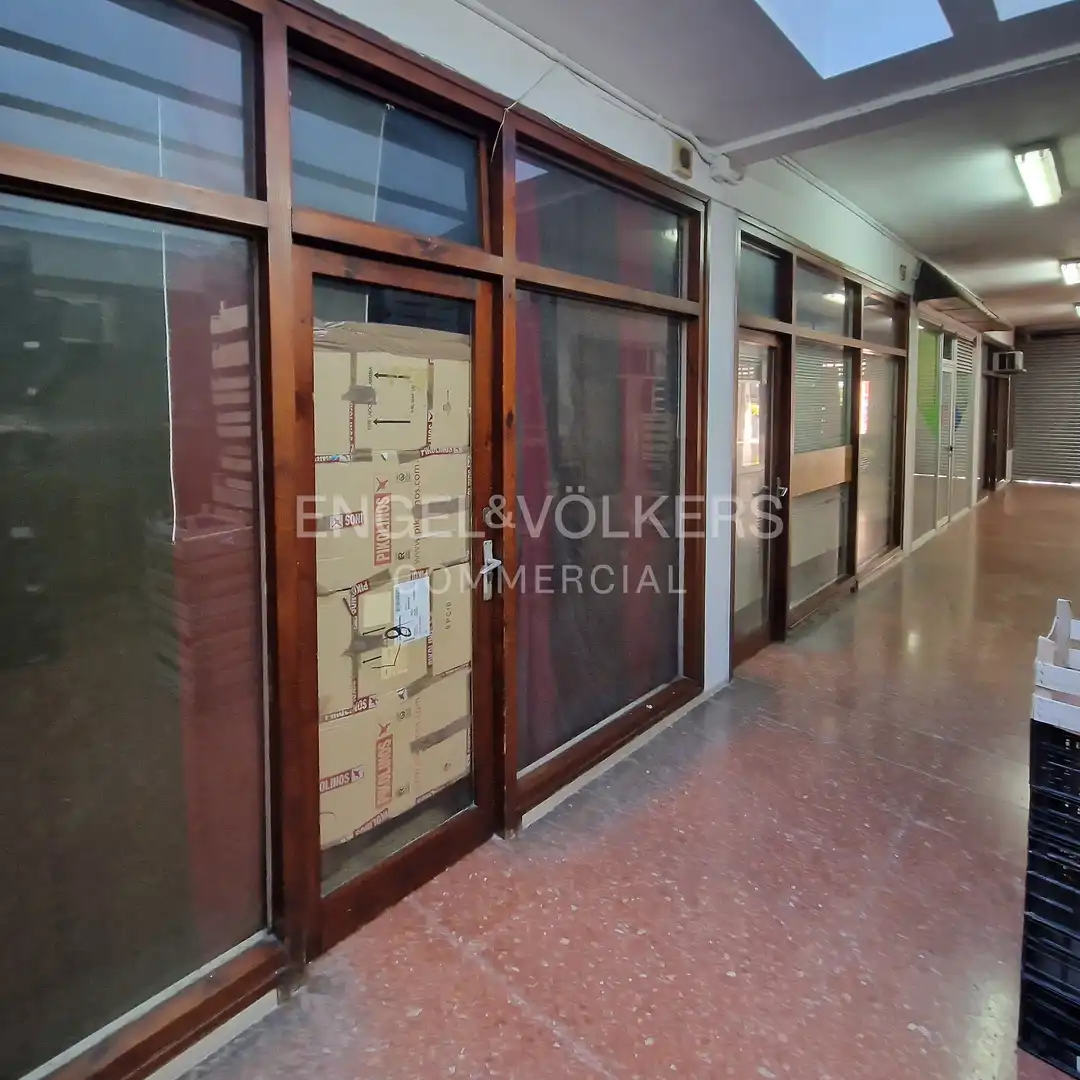 Local comercial en alquiler en Centre - Estació, imagen 4