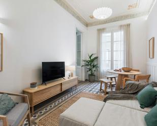 Living room of Flat to rent in  Barcelona Capital  with Air Conditioner, Heating and Washing machine