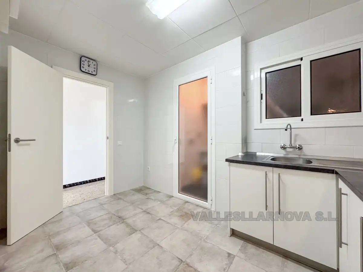 Cocina de Piso en venta en Mollet del Vallès con Calefacción y Balcón