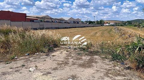 Terreno urbano  se encuentra en Carretera de Rute, , Lucena, Córdoba. Es un terreno que tiene 4665 m2 de superficie y 22,15m2 de f