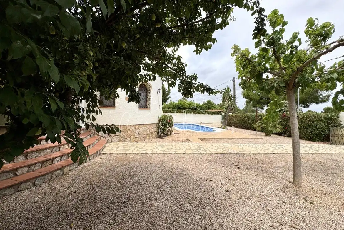 Villa mit Pool zum Verkauf in Miami Platja, imagen 3