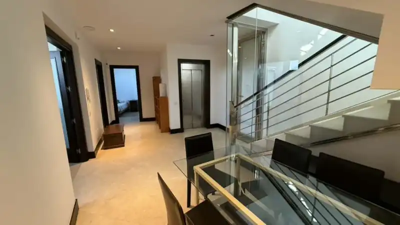 Casa con piscina en venta en Calle Esterlicia 3, imagen 10