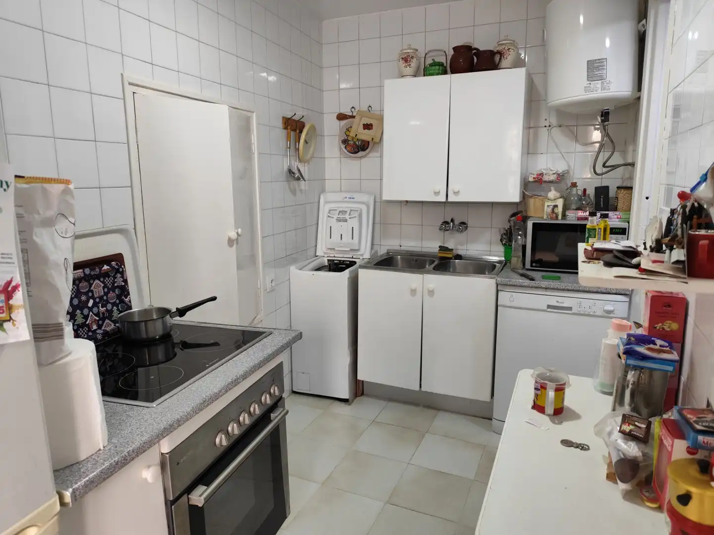 Cocina de Piso en venta en Cádiz con Amueblado y Balcón
