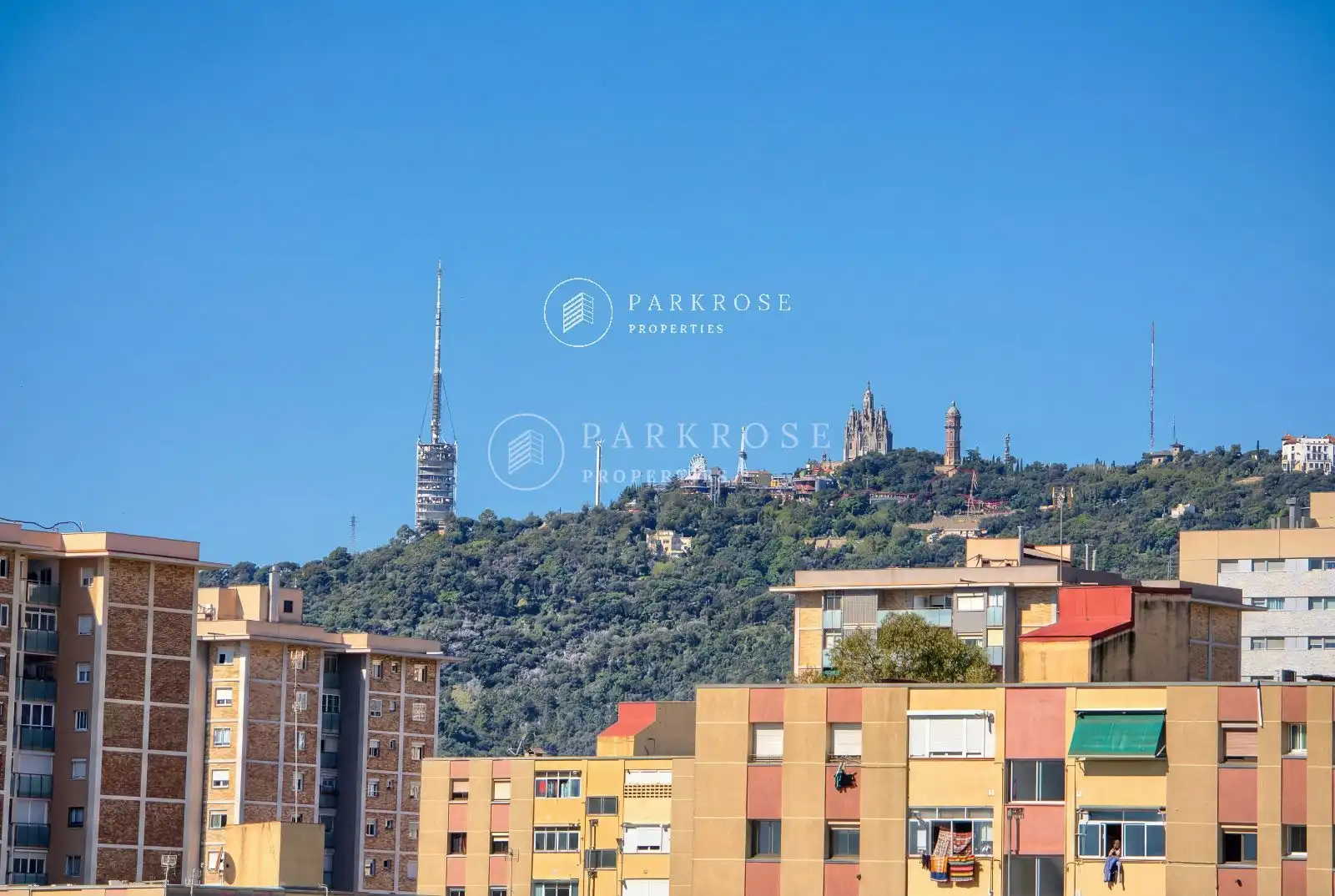 Vista exterior de Piso en venta en Barcelona