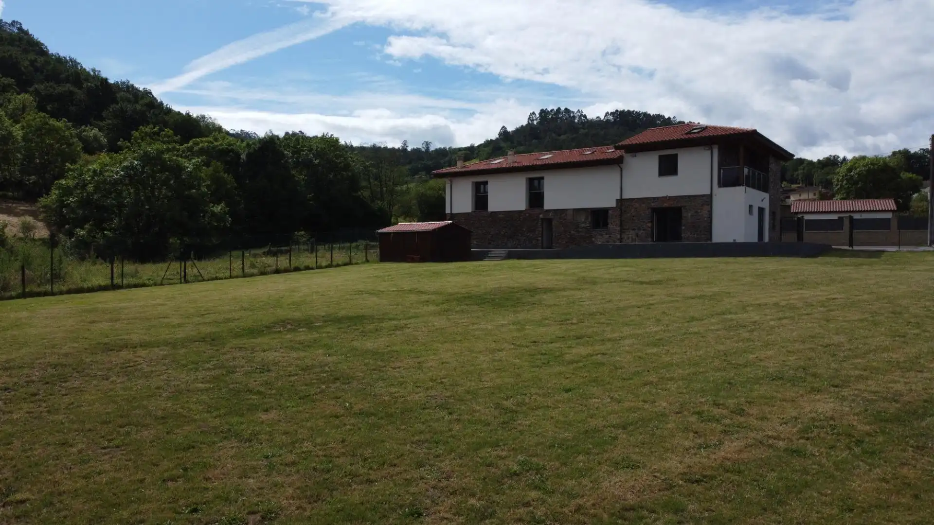 Vista exterior de Casa o chalet en venta en Grado con Calefacción, Terraza y Trastero