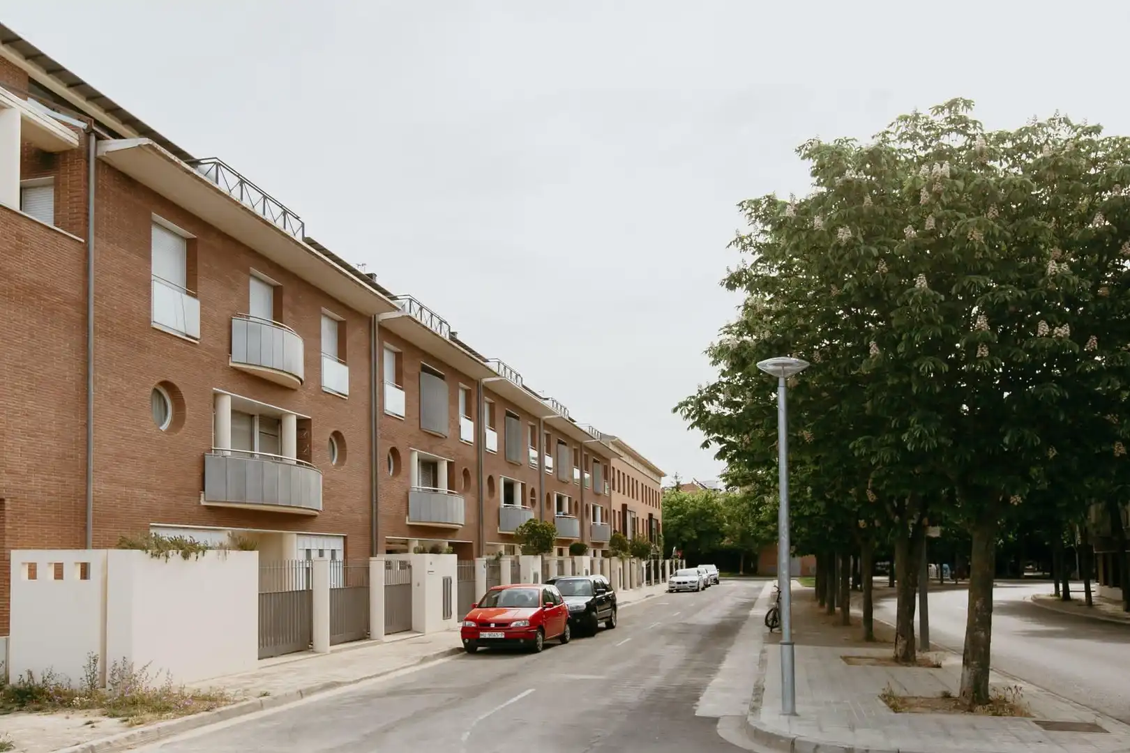 Vista exterior de Casa adosada en venta en Huesca con Aire acondicionado, Jardín privado y Terraza