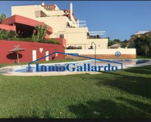 Jardí de Dúplex en venda en Vélez-Málaga amb Aire condicionat, Terrassa i Traster