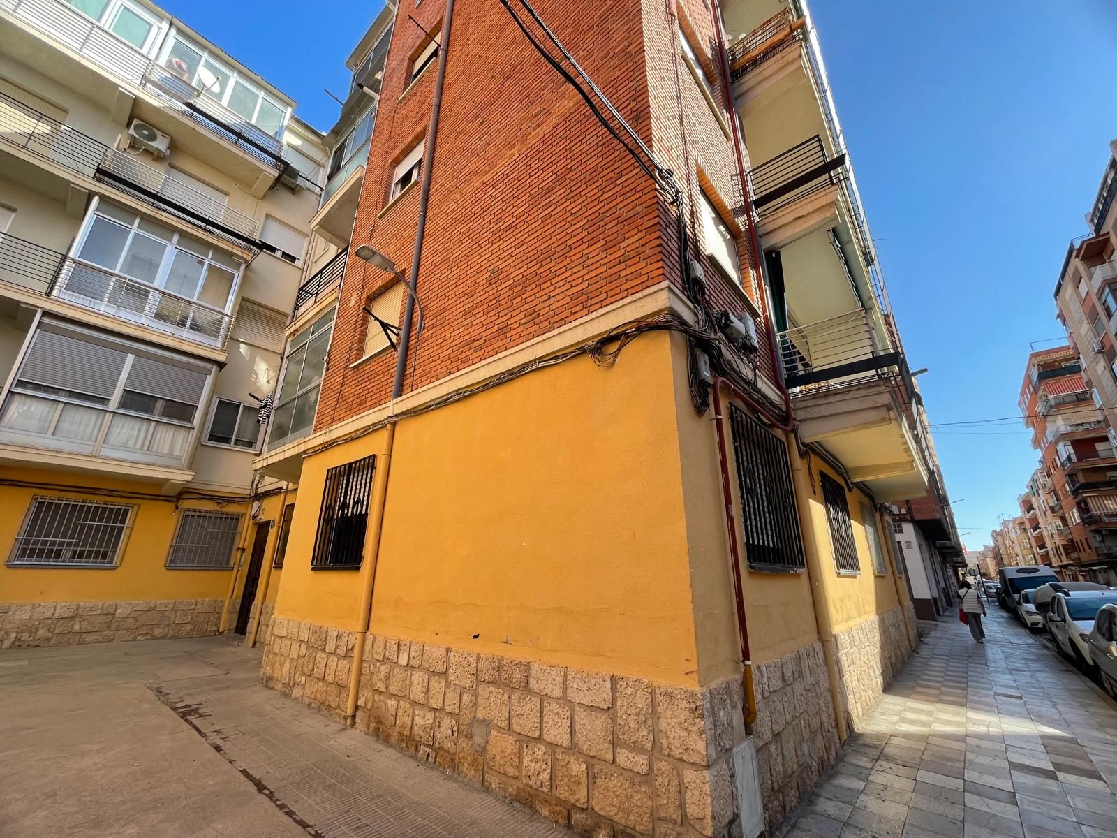 Exterior view of Flat for sale in  Albacete Capital