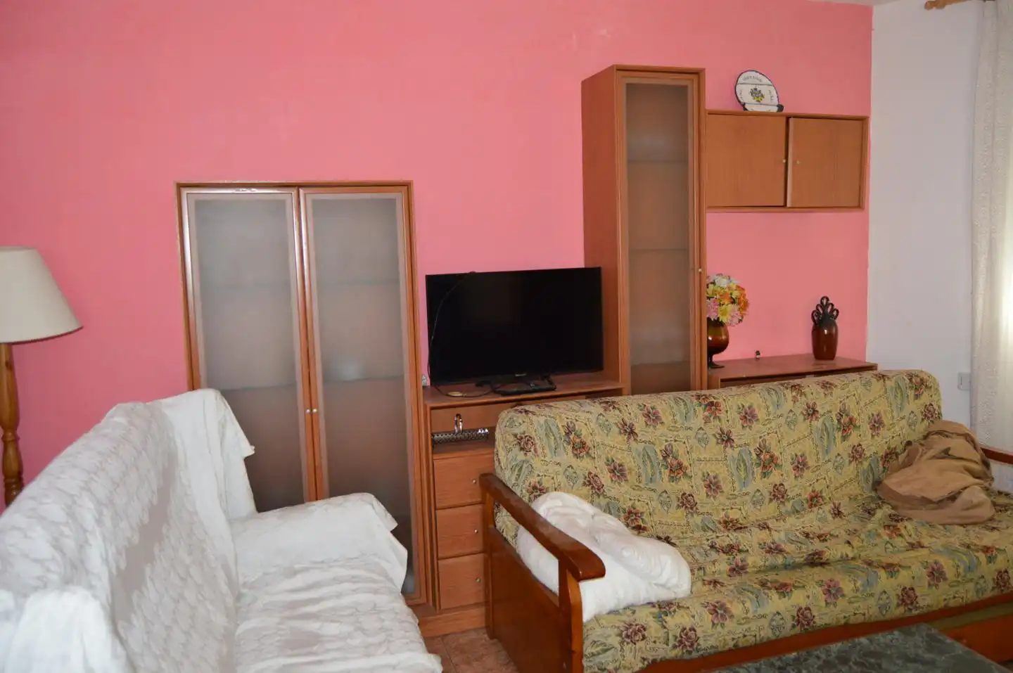 Sala de estar de Casa o chalet en venta en Montalbo con Calefacción y Terraza