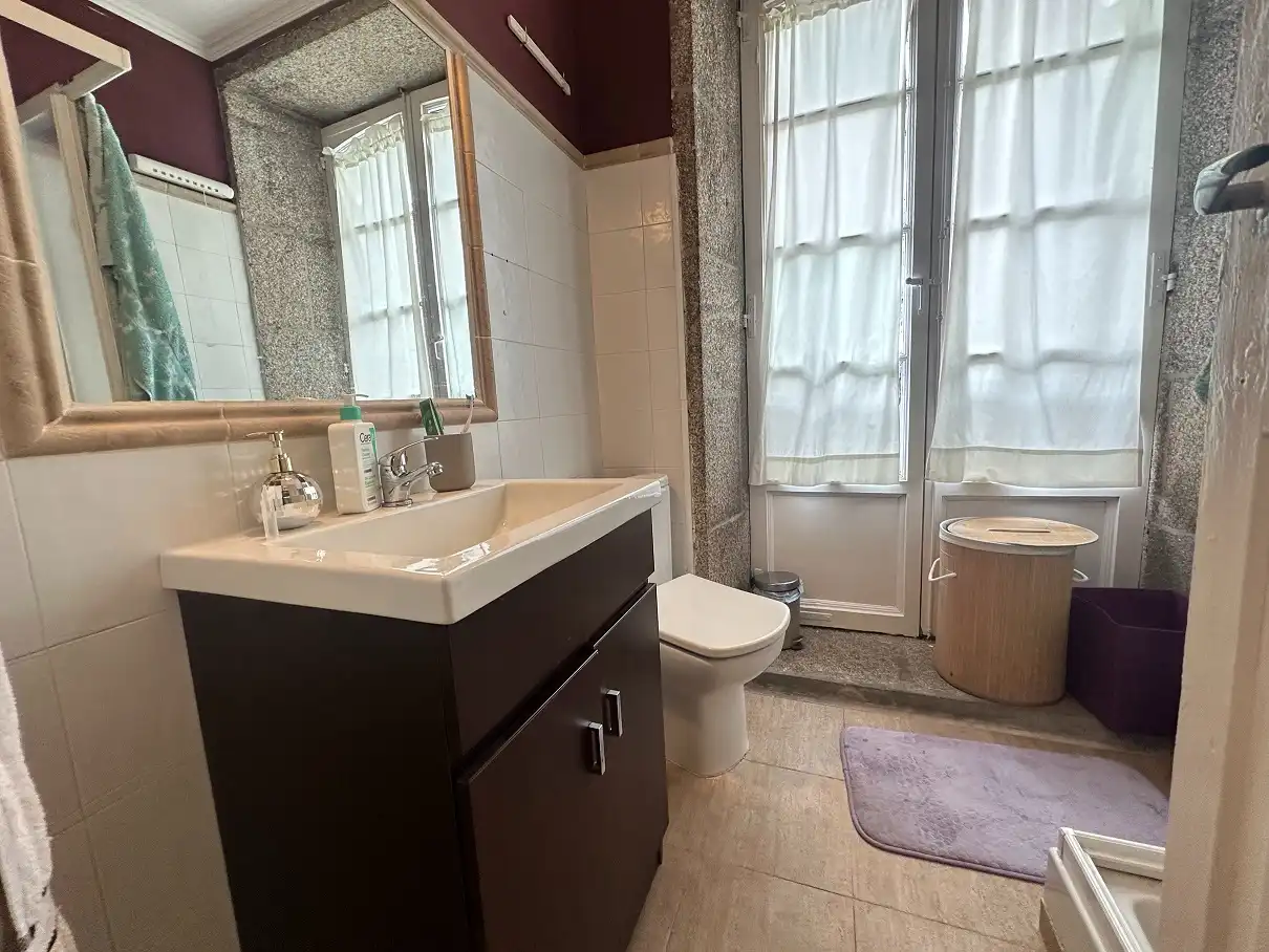 Baño de Casa o chalet en venta en Santiago de Compostela  con Calefacción, Terraza y Amueblado