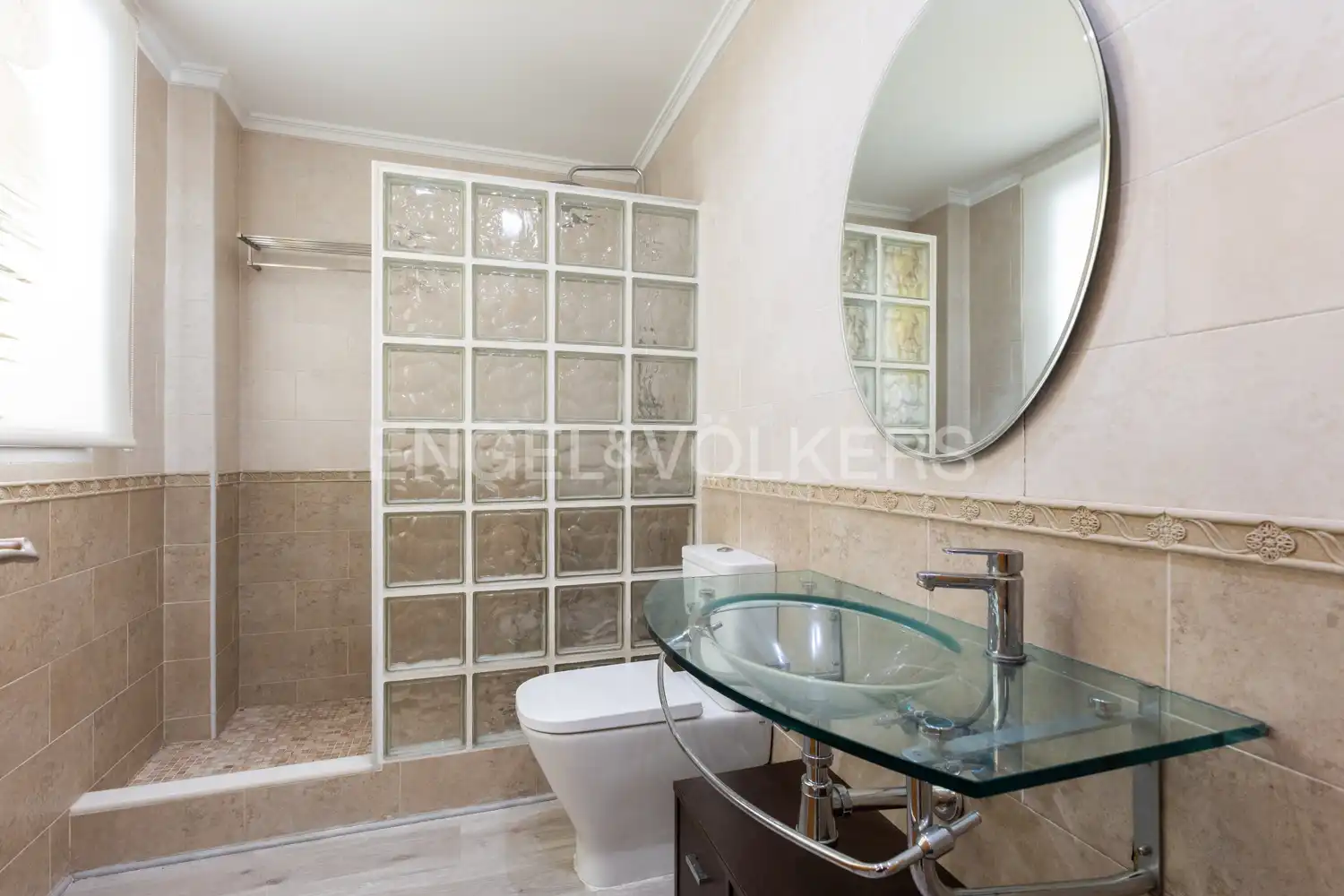 Baño de Casa o chalet en venta en Albalat dels Tarongers con Aire acondicionado, Calefacción y Jardín privado