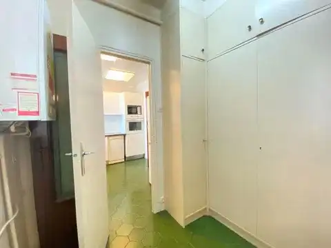 Cuina de Àtic de lloguer en Barcelona amb Aire condicionat, Calefacció i Balcó