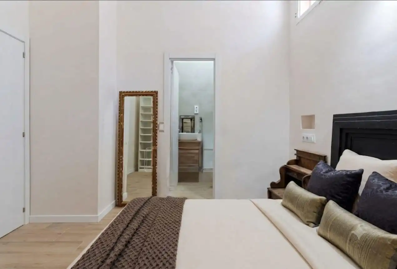 Dormitori de Apartament en venda en Madrid amb Aire condicionat i Calefacció