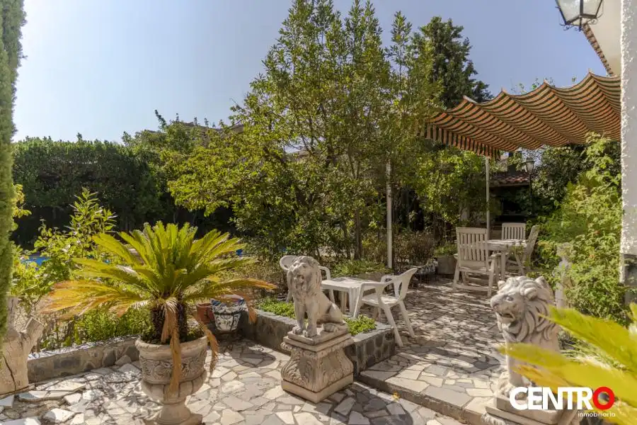 Villa mit Pool zum Verkauf in Suspiro del Moro, imagen 48
