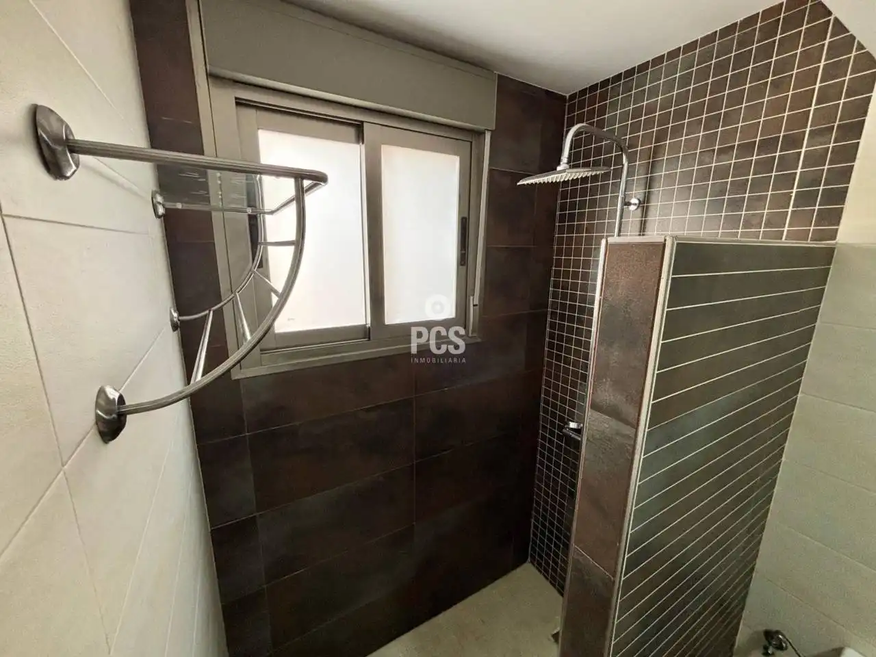 Baño de Ático en venta en Totana con Calefacción, Terraza y Trastero