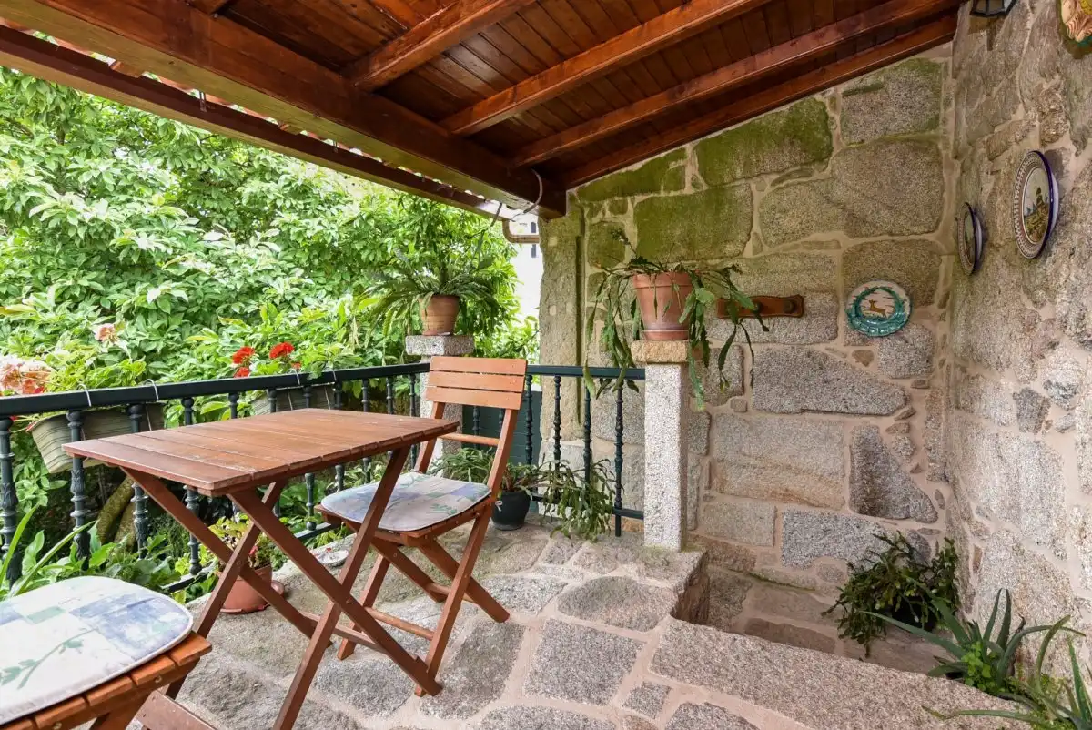 Jardí de Casa o xalet en venda en Mondariz amb Jardí privat, Terrassa i Traster