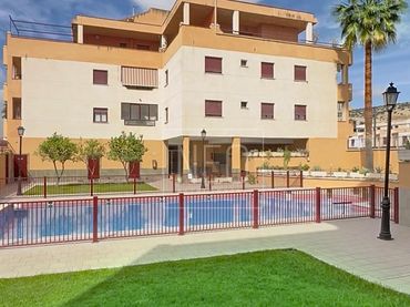 Attico con piscina in vendita a Calle DE LA CHICUELINA