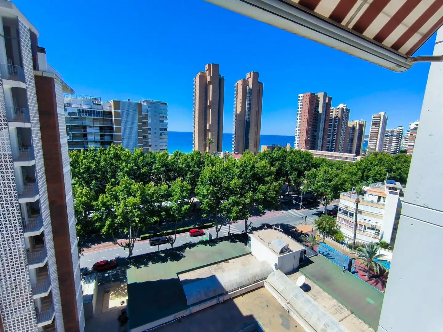 Vista exterior de Piso en venta en Benidorm con Aire acondicionado, Calefacción y Terraza