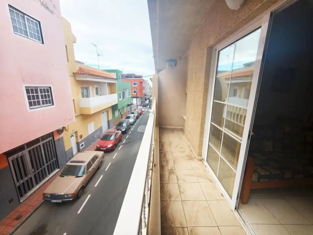 Vista exterior de Apartament en venda en Arona amb Balcó