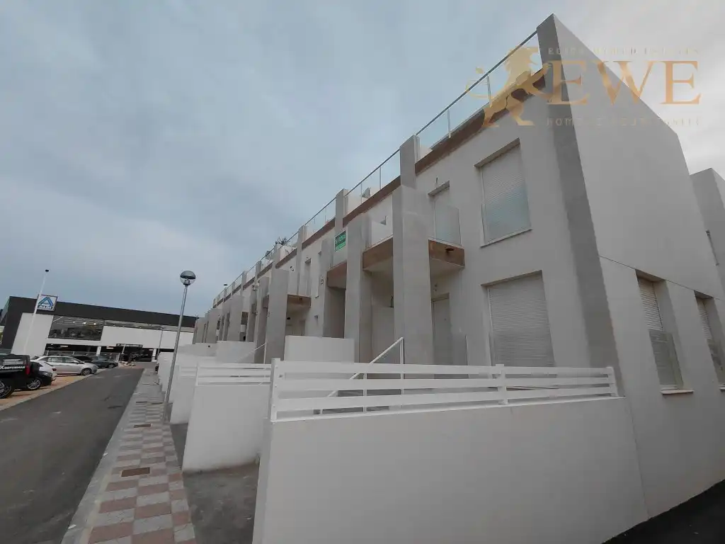 Adossat amb piscina en venda a Gran Alacant, imagen 18